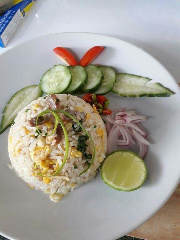 Baan Suan Geb Tawan Hotell Lop Buri Exteriör bild